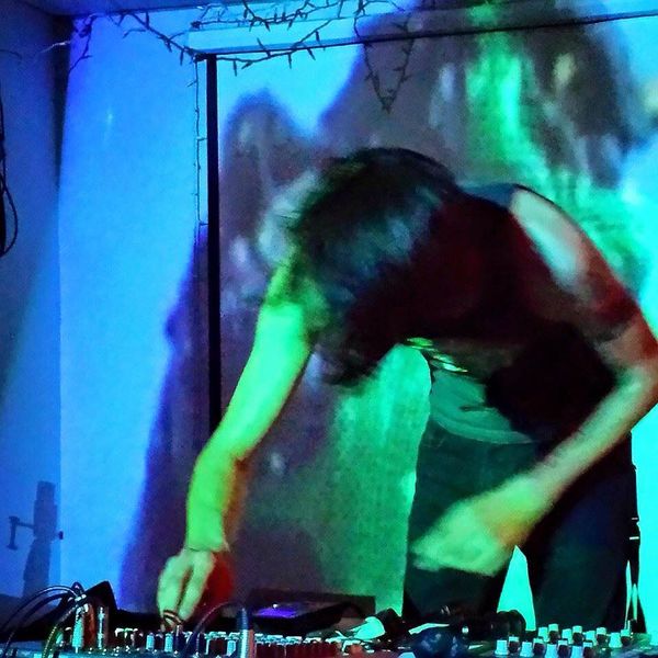 Файл:Dollfin - Chiptune Fest 2015.jpg