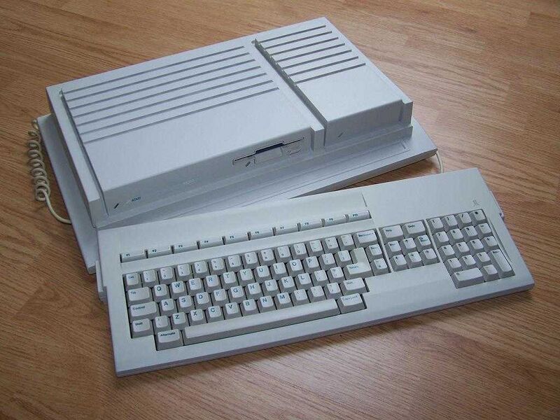 Файл:Atari TT030.jpg