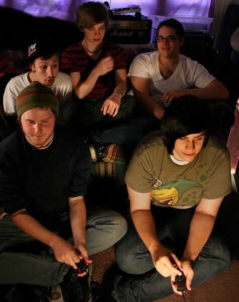 Файл:Dinotrax 2011.jpg