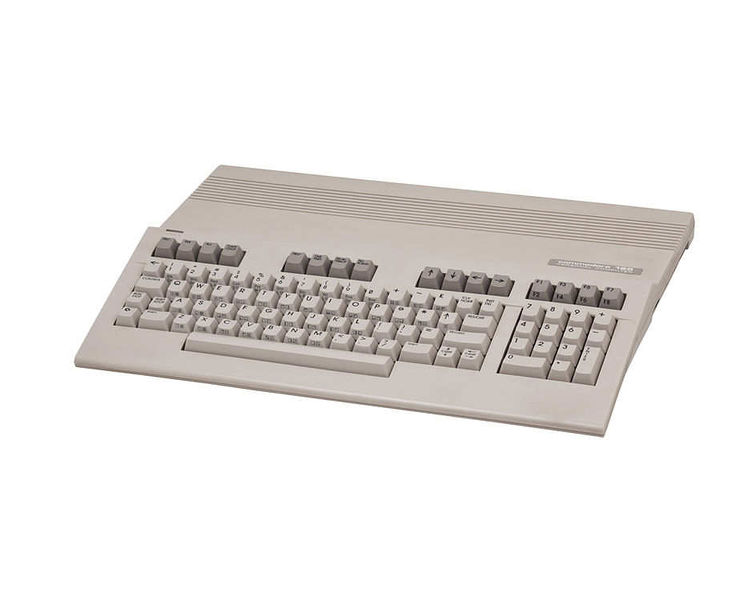 Файл:4table-Commodore 128.jpg
