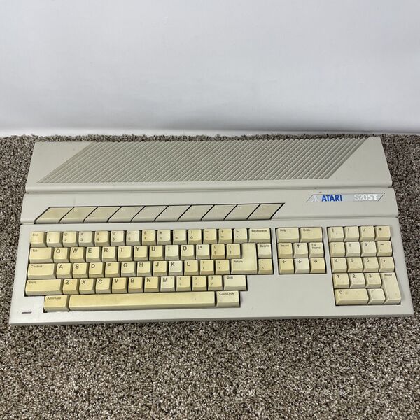 Файл:Atari 520ST.jpg